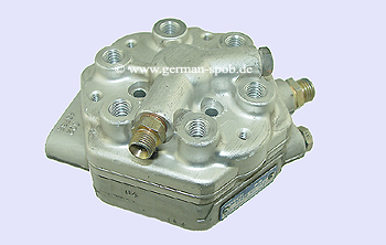 0438101044 Bosch Divisori carburante Bosch  | Mercedes M104 W124 SL R129 300 24V | rigenerato 0 438 101 044 BOSCH 0438101044, 0986438243, F026TX2036, 0 438 101 044, 0 986 438 243 